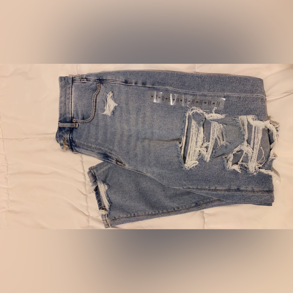 AE Curvy Mom Jeans